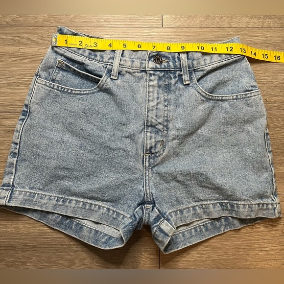 Guess Jeans Vintage Denim Shorts Women’s Size 28 100% Cotton High Rise Blue - Picture 6 of 7